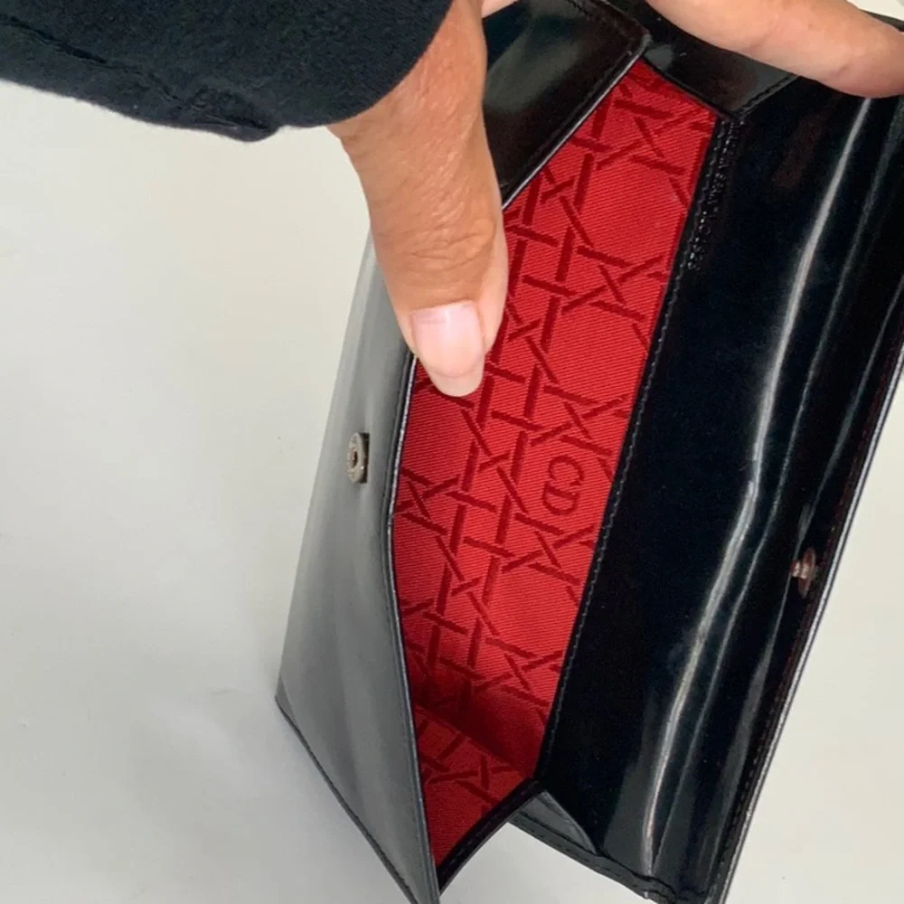 Dior wallet